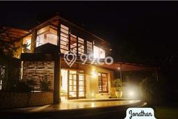 Ready to Use! Premium House LT 5500m2 Desain Modern di Kutuh Ready to Use! Premium House LT 5500m2 Desain Modern di Kutuh