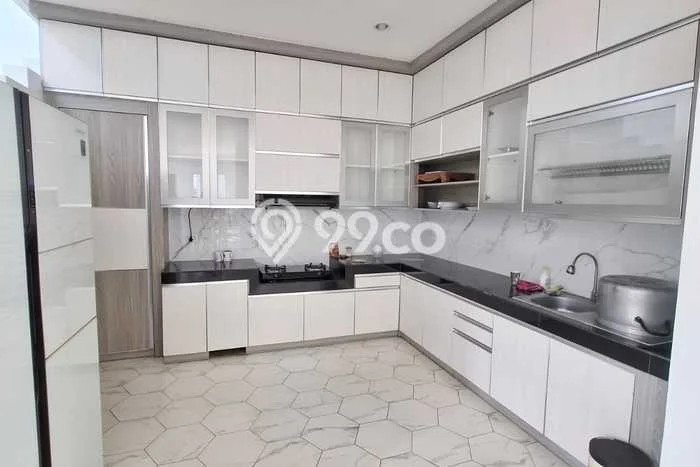 For Sale! Premium House LT 635m2 Desain Modern di Resor Dago Pakar For Sale! Premium House LT 635m2 Desain Modern di Resor Dago Pakar