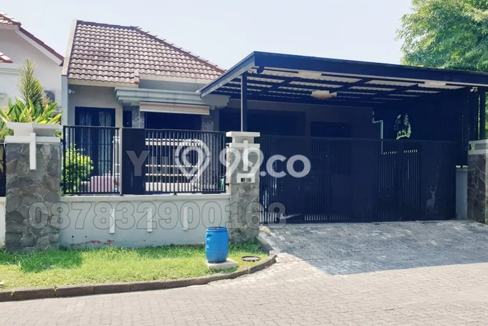 Rumah Mewah LB 169m2 Siap Huni Desain Elegan di Graha Padma, Semarang Rumah Mewah LB 169m2 Siap Huni Desain Elegan di Graha Padma, Semarang