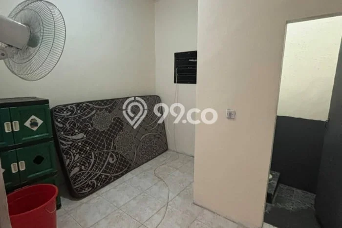 Kost Dijual Lokasi Semarang Barat, Semarang, 36 KT, 36 KM, 300m2 Kost Dijual Lokasi Semarang Barat, Semarang, 36 KT, 36 KM, 300m2