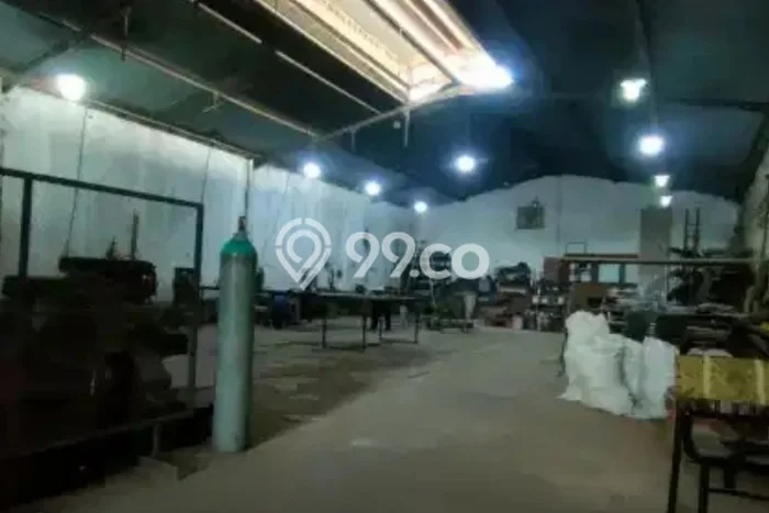 Gudang Bagus Dijual LB 360m2 Lokasi Strategis Semarang Area Cocok untuk Berbisnis Gudang Bagus Dijual LB 360m2 Lokasi Strategis Semarang Area Cocok untuk Berbisnis