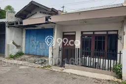 Dijual Rumah 4 Kamar Lokasi Ideal Nyaman dan Strategis di Semarang Tengah Dijual Rumah 4 Kamar Lokasi Ideal Nyaman dan Strategis di Semarang Tengah