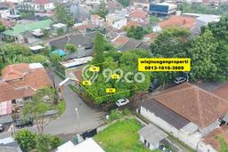 Rumah Elit LB 200m2 Siap Huni Desain Elegan di Pasir Kaliki, Bandung Rumah Elit LB 200m2 Siap Huni Desain Elegan di Pasir Kaliki, Bandung