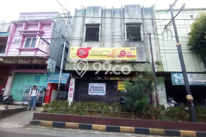 Ruko untuk disewa di Cianjur punya LT 255m2 & LB 650m2 harga sewa kompetitif Ruko untuk disewa di Cianjur punya LT 255m2 & LB 650m2 harga sewa kompetitif
