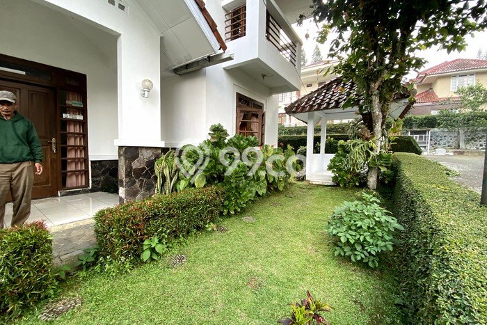 Jual Rumah Bagus Siap Huni LB 123m2 di Cipanas, Cianjur Jual Rumah Bagus Siap Huni LB 123m2 di Cipanas, Cianjur