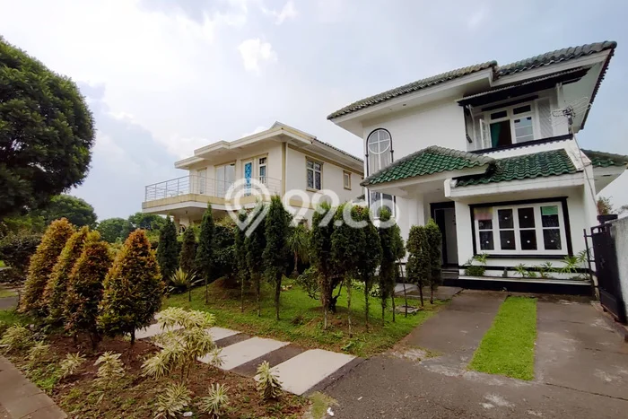 Rumah Modern Cantik 5 KT Bisa Langsung Pindah di Pacet Rumah Modern Cantik 5 KT Bisa Langsung Pindah di Pacet