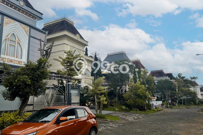 Kesempatan Langka! Vila Kawasan Cipanas, Ukuran 275m2m², Lokasi Premium dekat dengan berbagai kebutuhan Kesempatan Langka! Vila Kawasan Cipanas, Ukuran 275m2m², Lokasi Premium dekat dengan berbagai kebutuhan