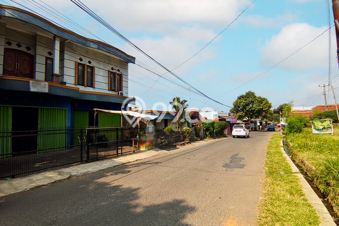 Jual Rumah Strategis Bagus Punya 4 KT di Karangtengah Cianjur SHM Jual Rumah Strategis Bagus Punya 4 KT di Karangtengah Cianjur SHM