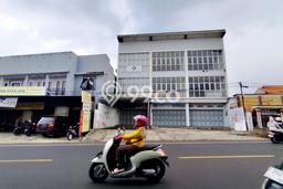 Lokasi Strategis! Dijual Ruko Bisnis di Karangtengah, Cianjur Kondisi Baik Lokasi Strategis! Dijual Ruko Bisnis di Karangtengah, Cianjur Kondisi Baik