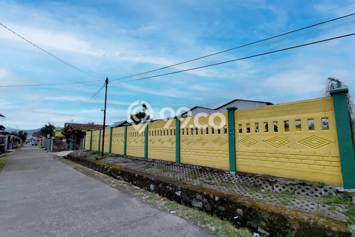 Komersial Dijual di Sukaresmi LT 4348m2, LB 2135m2 Solusi Investasi Cerdas Komersial Dijual di Sukaresmi LT 4348m2, LB 2135m2 Solusi Investasi Cerdas