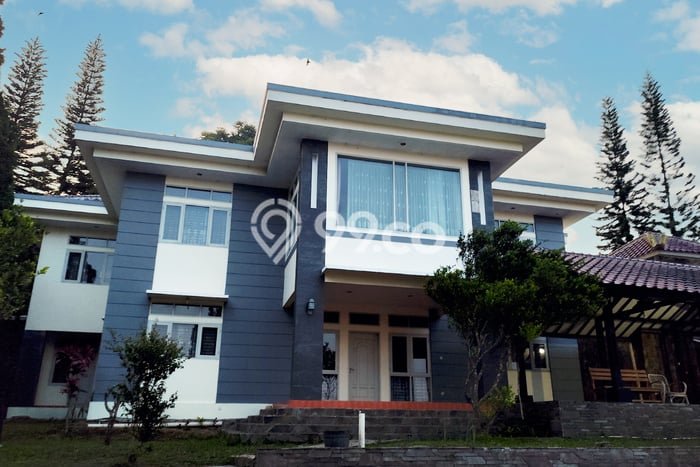 For Sale! Premium House LT 2135m2 Desain Modern di Cipendawa For Sale! Premium House LT 2135m2 Desain Modern di Cipendawa