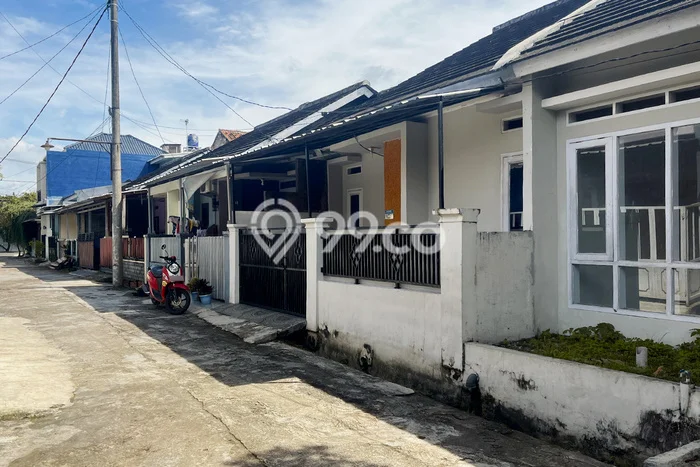 Investasi Menjanjikan 2 Kamar Tidur Lokasi Strategis di Kawasan Berkembang Karangtengah, Cianjur Investasi Menjanjikan 2 Kamar Tidur Lokasi Strategis di Kawasan Berkembang Karangtengah, Cianjur