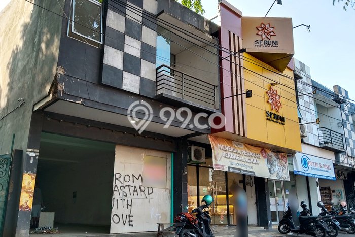 Ruko Disewa di Cianjur dengan LB 170m2 Area Komersial Ramai Ruko Disewa di Cianjur dengan LB 170m2 Area Komersial Ramai