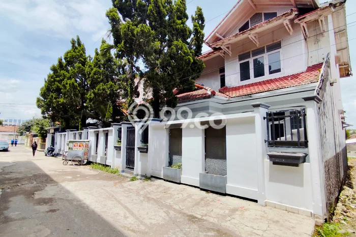 Investasi Masa Depan 8 Kamar Tidur Akses Mudah di Jantung Kota Cianjur, Cianjur Investasi Masa Depan 8 Kamar Tidur Akses Mudah di Jantung Kota Cianjur, Cianjur