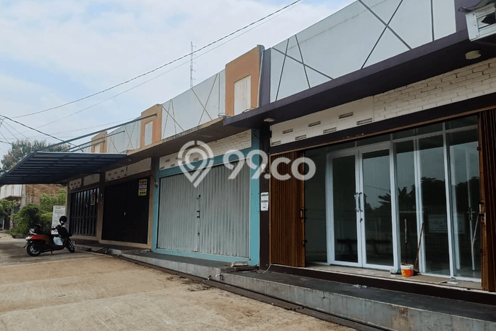 Lokasi Strategis! Dijual Ruko Bisnis di Cianjur, Cianjur Kondisi Bagus Lokasi Strategis! Dijual Ruko Bisnis di Cianjur, Cianjur Kondisi Bagus