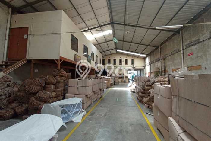 Gudang bagus disewakan di Gatak Sukoharjo dengan LB 1398m2 harga sewa terbaik Gudang bagus disewakan di Gatak Sukoharjo dengan LB 1398m2 harga sewa terbaik