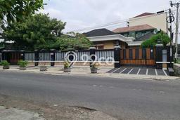 Disewakan Segera Rumah Kondisi Baik di Area Mangkubumen, Solo Disewakan Segera Rumah Kondisi Baik di Area Mangkubumen, Solo