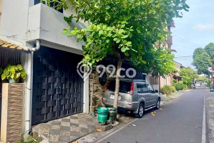 For Sale Rumah 5 Kamar Lokasi Ideal Nyaman dan Strategis di Kartasura For Sale Rumah 5 Kamar Lokasi Ideal Nyaman dan Strategis di Kartasura