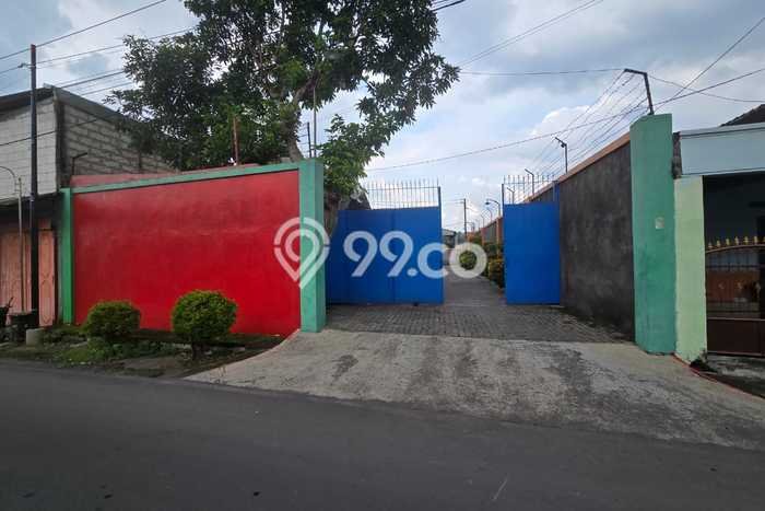 Unit Gudang Dijual di Grogol Sukoharjo Luas Bangunan 330m2 Unit Gudang Dijual di Grogol Sukoharjo Luas Bangunan 330m2