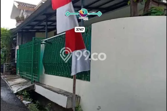 HARGA TERBAIK! Rumah area Pondok Bambu, 2 KT, Lingkungan Sejuk, Luas 120m² Bangunan 90m² HARGA TERBAIK! Rumah area Pondok Bambu, 2 KT, Lingkungan Sejuk, Luas 120m² Bangunan 90m²