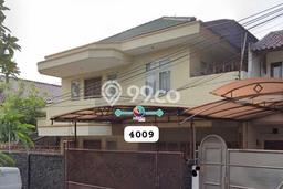 HARGA SPESIAL! Rumah Modern di Kebayoran Lama, Jakarta Selatan, LT 280m² Bangunan 323m² Bisa Nego! HARGA SPESIAL! Rumah Modern di Kebayoran Lama, Jakarta Selatan, LT 280m² Bangunan 323m² Bisa Nego!