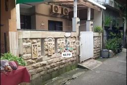 Rumah di Bintara, 2 KM, Area Asri, LT 90m² LB 90m² Rumah di Bintara, 2 KM, Area Asri, LT 90m² LB 90m²