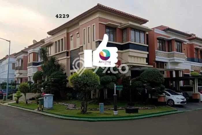 Siap Huni Rumah Mewah 4 Kamar di Kelapa Gading Dekat ke Mana Pun Siap Huni Rumah Mewah 4 Kamar di Kelapa Gading Dekat ke Mana Pun