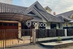 Rumah kawasan Jatibening, 3 KM, Area Elite, Luas 340m² Bangunan 300m² Rumah kawasan Jatibening, 3 KM, Area Elite, Luas 340m² Bangunan 300m²