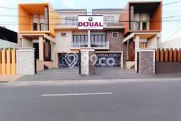 Jual Rumah Mewah Megah Dengan View Cantik di Petukangan, Jakarta Selatan Jual Rumah Mewah Megah Dengan View Cantik di Petukangan, Jakarta Selatan