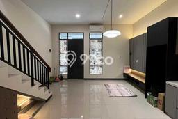 Rumah Minimalis 2 KT di Taman Kopo Indah Bandung Semi Furnished Rumah Minimalis 2 KT di Taman Kopo Indah Bandung Semi Furnished
