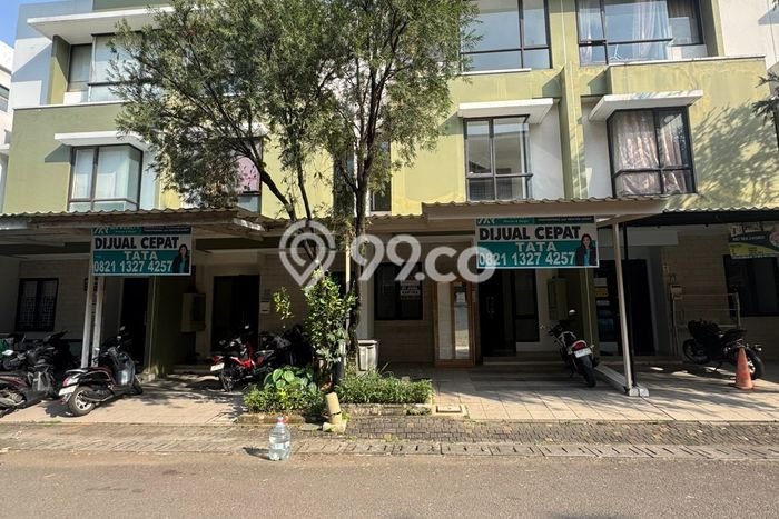 Kost Dijual di Summarecon Serpong dengan 9 KT dan Luas 210m2 Kost Dijual di Summarecon Serpong dengan 9 KT dan Luas 210m2