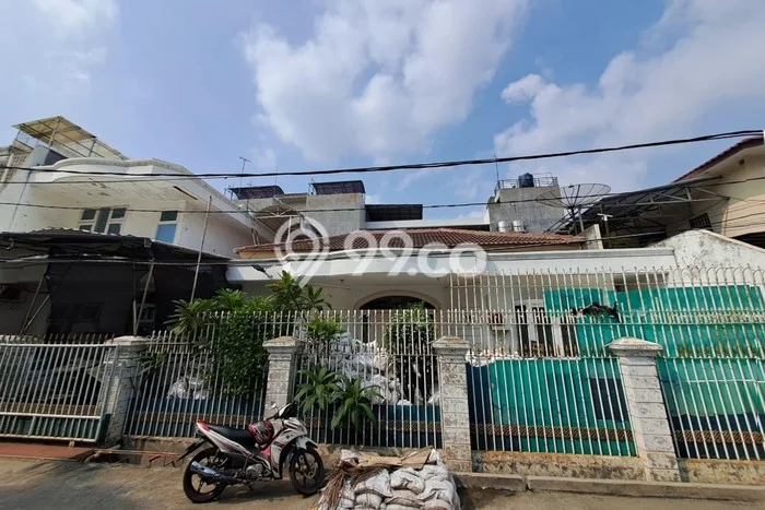 Hunian Mewah LB 375m2 Siap Huni Desain Elegan di Jelambar, Jakarta Barat Hunian Mewah LB 375m2 Siap Huni Desain Elegan di Jelambar, Jakarta Barat
