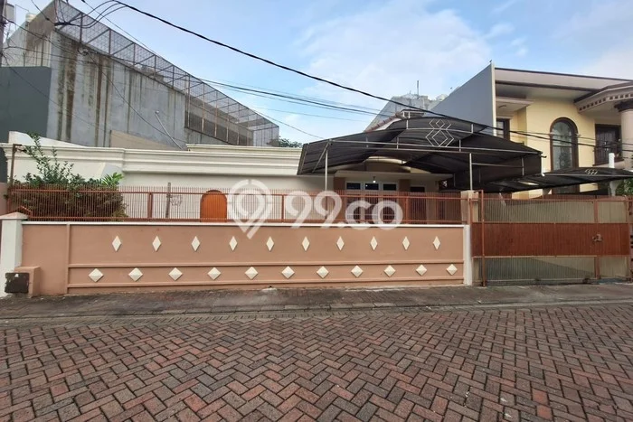 For Sale! Luxury House LT 244m2 Desain Modern di Duta Garden For Sale! Luxury House LT 244m2 Desain Modern di Duta Garden