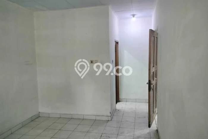 Lokasi terbaik! Rumah siap huni dikontrakkan di Kembangan LB 140m2 Lokasi terbaik! Rumah siap huni dikontrakkan di Kembangan LB 140m2