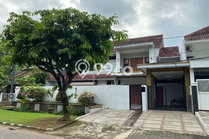 Hunian Strategis 5 KT LB 397m2 Kondisi Bagus di Kemang Pratama Hunian Strategis 5 KT LB 397m2 Kondisi Bagus di Kemang Pratama