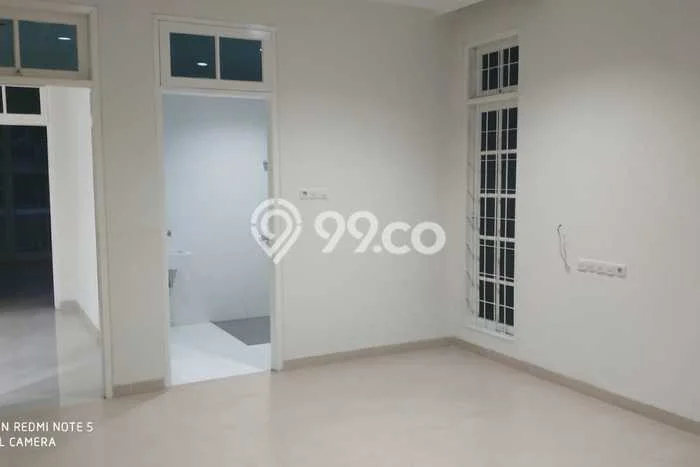 Rumah Mewah LB 350m2 Siap Pakai Desain Elegan di Ancol, Jakarta Utara Rumah Mewah LB 350m2 Siap Pakai Desain Elegan di Ancol, Jakarta Utara