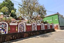 Siap Huni Rumah Mewah 7 Kamar di Purwokerto Barat Dekat ke Mana Pun Siap Huni Rumah Mewah 7 Kamar di Purwokerto Barat Dekat ke Mana Pun