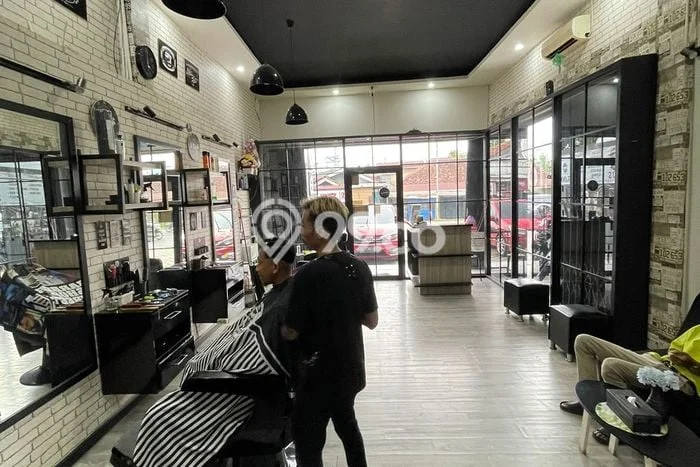 Rumah Modern Cantik 4 Kamar Siap Huni di Patikraja Rumah Modern Cantik 4 Kamar Siap Huni di Patikraja