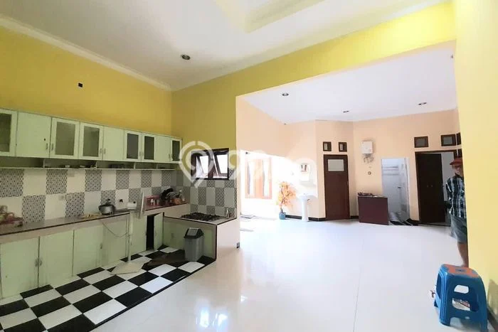 Rumah Modern 3 KT LT 192m2 di Baturaden Rumah Modern 3 KT LT 192m2 di Baturaden