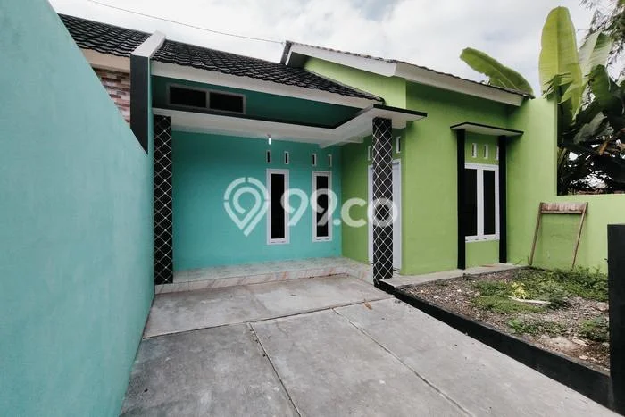 Rumah Sederhana Dijual di Sumbang 2 Kamar dengan Luas Tanah 94m2 Rumah Sederhana Dijual di Sumbang 2 Kamar dengan Luas Tanah 94m2