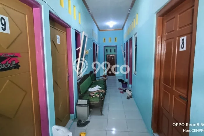 Rumah Kost untuk Dijual di Kembaran dengan 12 KT, 12 KM, Luas 240m2 Rumah Kost untuk Dijual di Kembaran dengan 12 KT, 12 KM, Luas 240m2