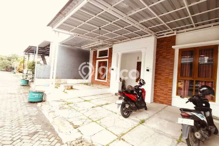 Rumah Modern 3 KT LT 140m2 di Baturaden Rumah Modern 3 KT LT 140m2 di Baturaden