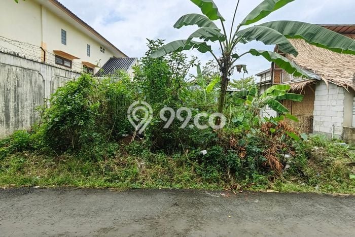 Tanah Kosong Dijual di Banyumas dengan Area 140m2 Tanah Kosong Dijual di Banyumas dengan Area 140m2