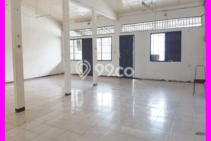 Disewakan Ruko di Kawasan Ramai Jelambar Luas 240m2 Disewakan Ruko di Kawasan Ramai Jelambar Luas 240m2