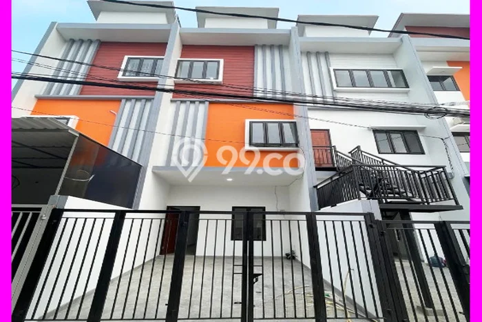 Dijual Segera Rumah Kost di Tanjung Duren, Jakarta Barat 8 Kamar Dijual Segera Rumah Kost di Tanjung Duren, Jakarta Barat 8 Kamar