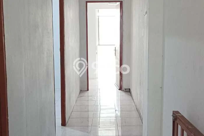 Disewakan Ruko di Kawasan Ramai Jelambar Luas 240m2 Disewakan Ruko di Kawasan Ramai Jelambar Luas 240m2