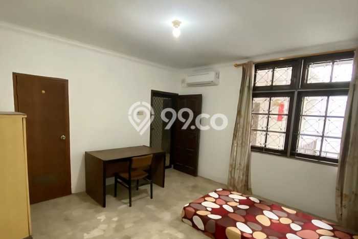 Unit Kost Dijual di Jelambar dengan 8 Kamar Area Ramai Unit Kost Dijual di Jelambar dengan 8 Kamar Area Ramai