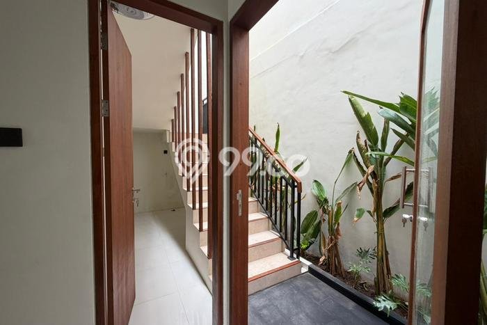 Vila Strategis di , Luas 0m2m², Available Segera Vila Strategis di , Luas 0m2m², Available Segera