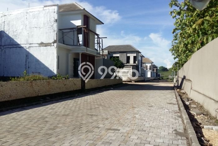 Dijual Tanah di Badung, Luas 191m2 SHM Dijual Tanah di Badung, Luas 191m2 SHM