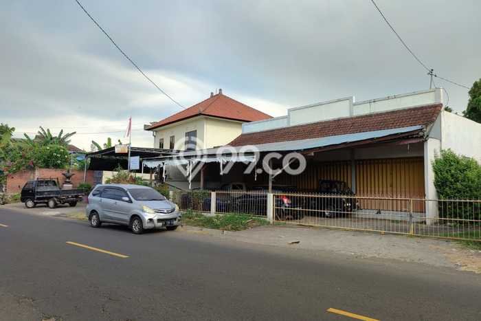 Lokasi Strategis! Dijual Komersial Bisnis di Seririt, Buleleng Kondisi Baik Lokasi Strategis! Dijual Komersial Bisnis di Seririt, Buleleng Kondisi Baik